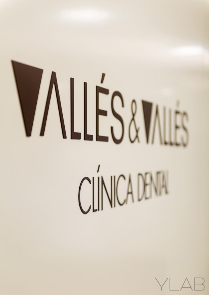 Dental Office Valles & Valles (6)