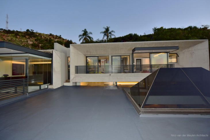 Concrete-House-_04