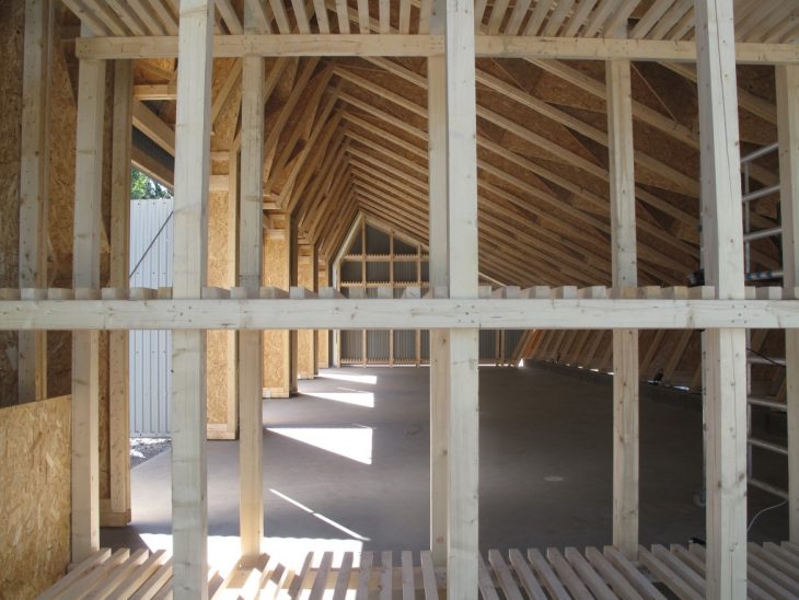 025 Nes Barn Interior