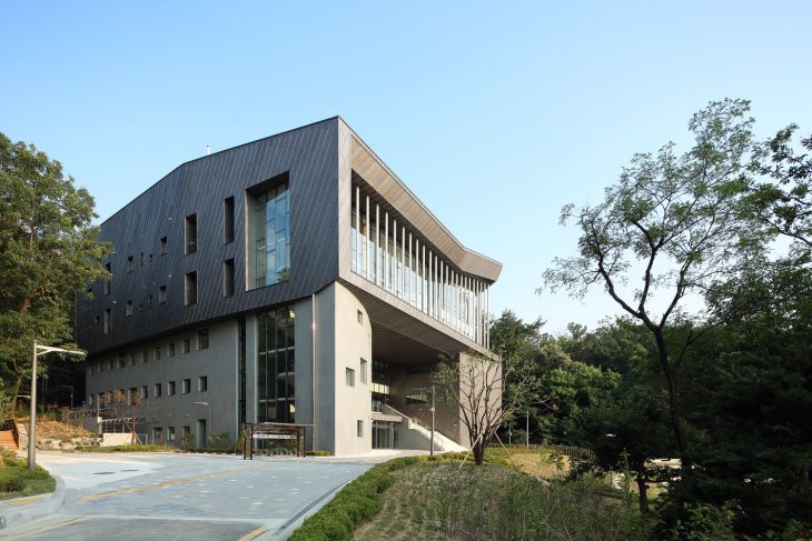 Adagio Valley for Department of Music at University of Seoul (1)