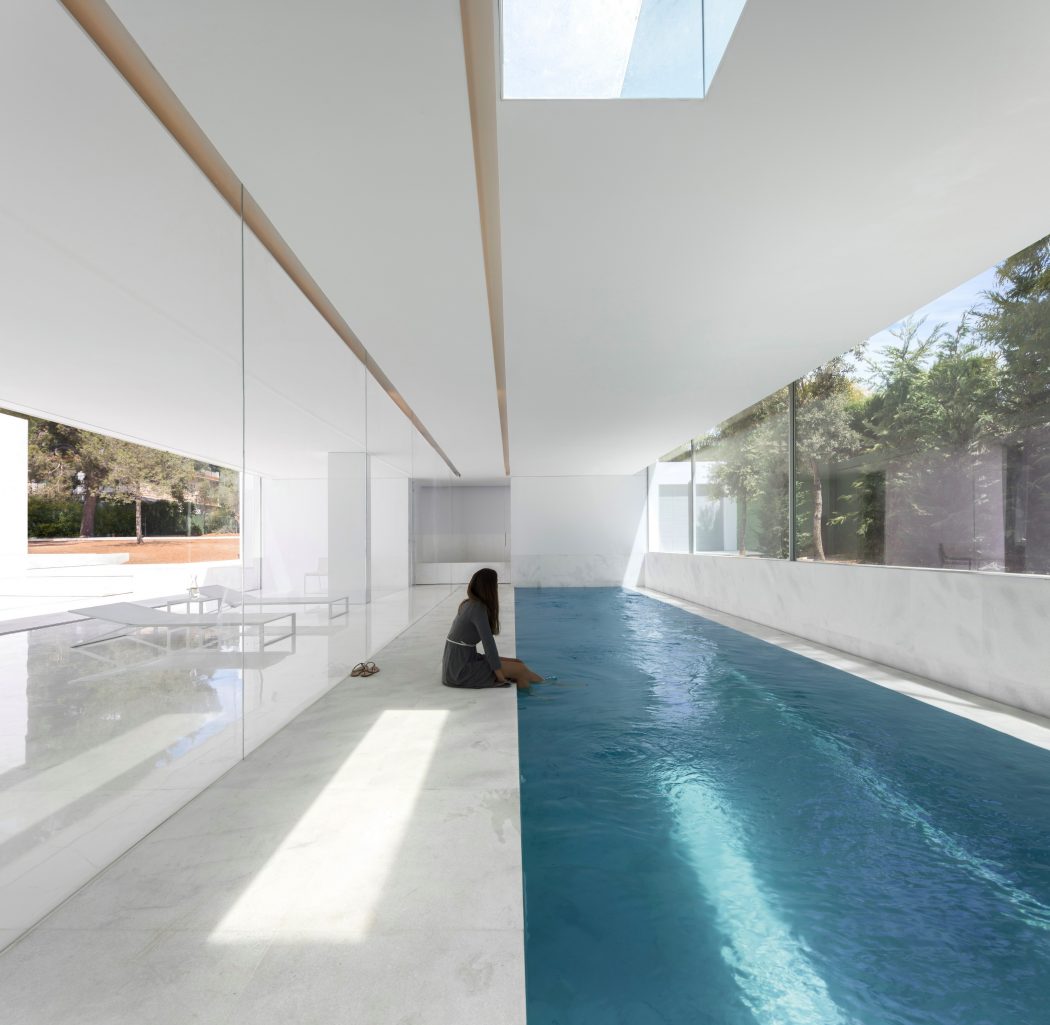 Casa entre la pinada by fran silvestre arquitectos archiscene ... Male fliser kjokken
