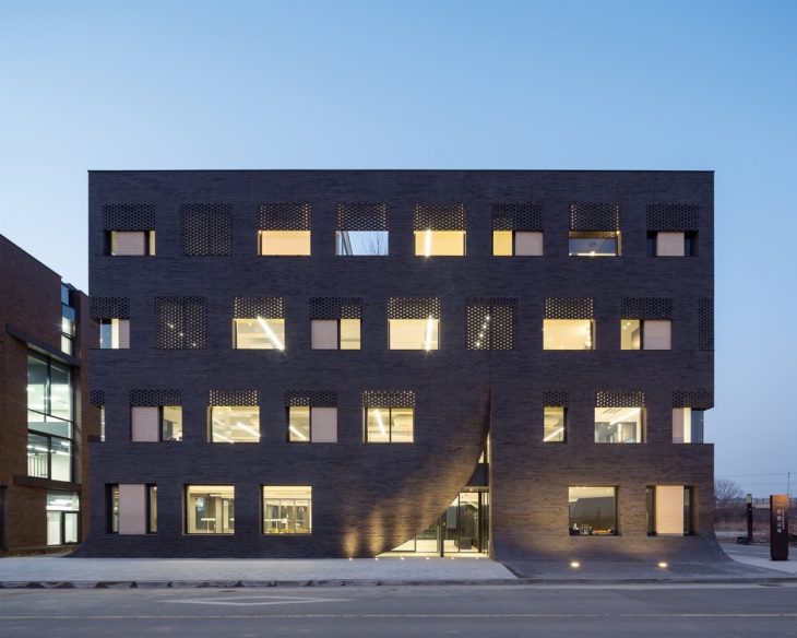mum-office-building-1