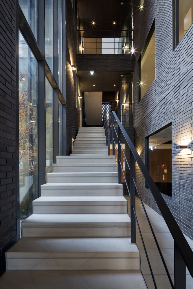 mum-office-building-7