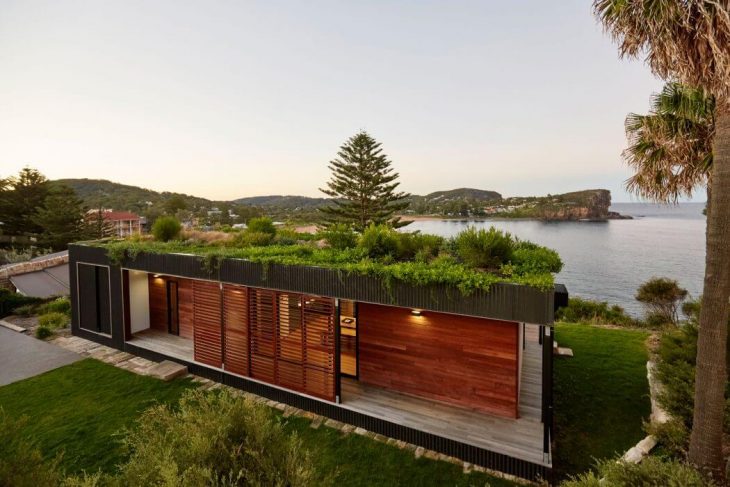 beach-house-in-avalon-by-archiblox