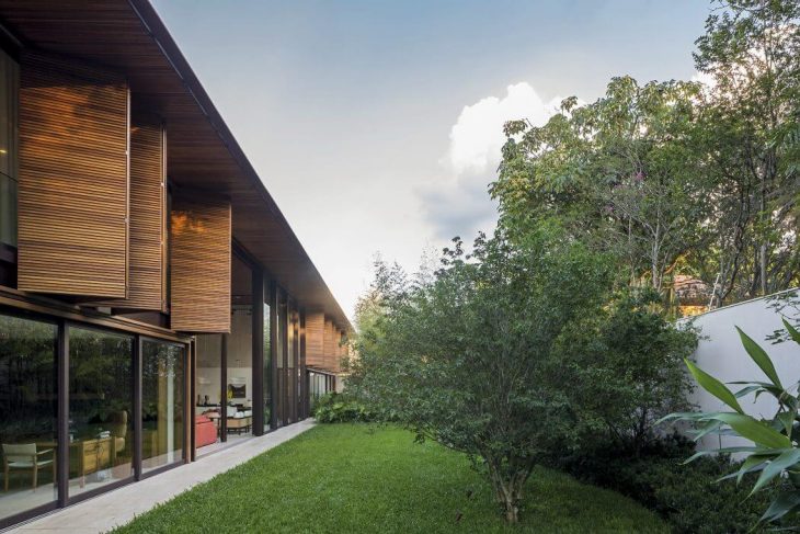 MLA House (2)