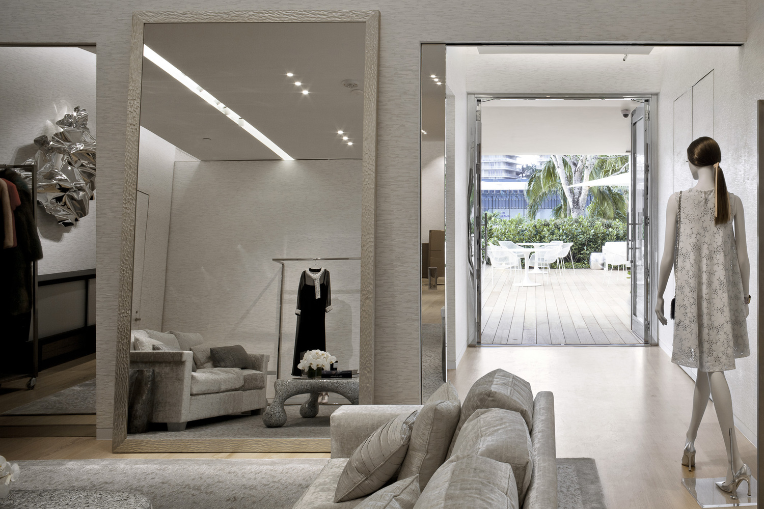 Miami Dior Boutique by Barbarito Bancel Architectes Archiscene Your