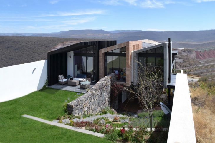 Casa AB by e|arquitectos