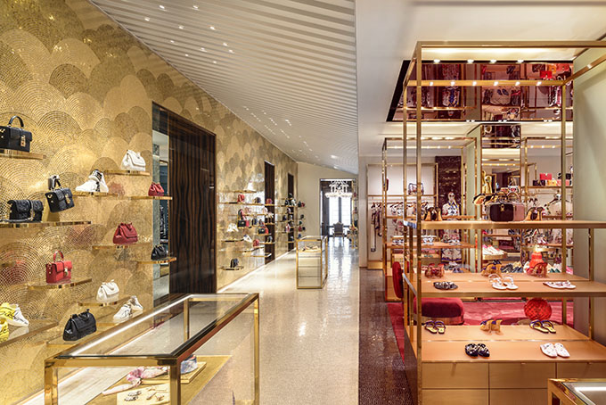 Louis Vuitton Venezia store, Italy