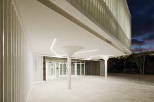 Hexagone by Rémy Marciano Architecte