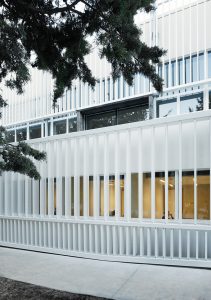 Hexagone by Rémy Marciano Architecte