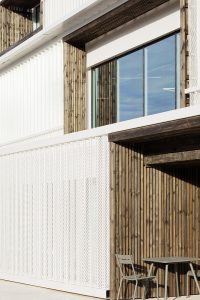 Hexagone by Rémy Marciano Architecte