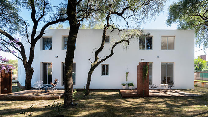 LAS DELFINAS HOUSING (1)