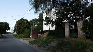 LAS DELFINAS HOUSING (1)