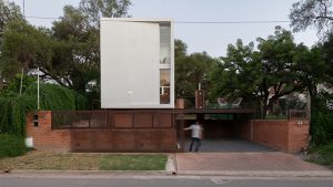 LAS DELFINAS HOUSING (1)