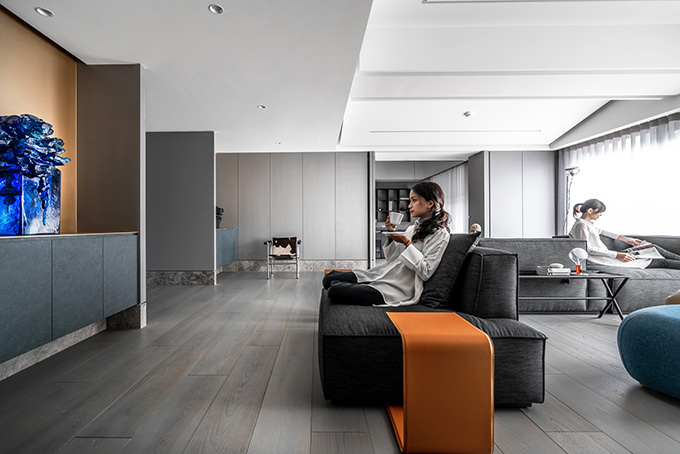 As a gentleman with Hippie Spirits by Wei Yi International Design Associates