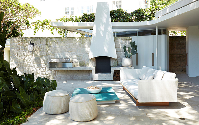 Homage to Oscar - The Heritage of Modernism by Luigi Rosselli Architects
