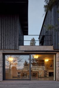 House Behind the Wall by Mjölk architects