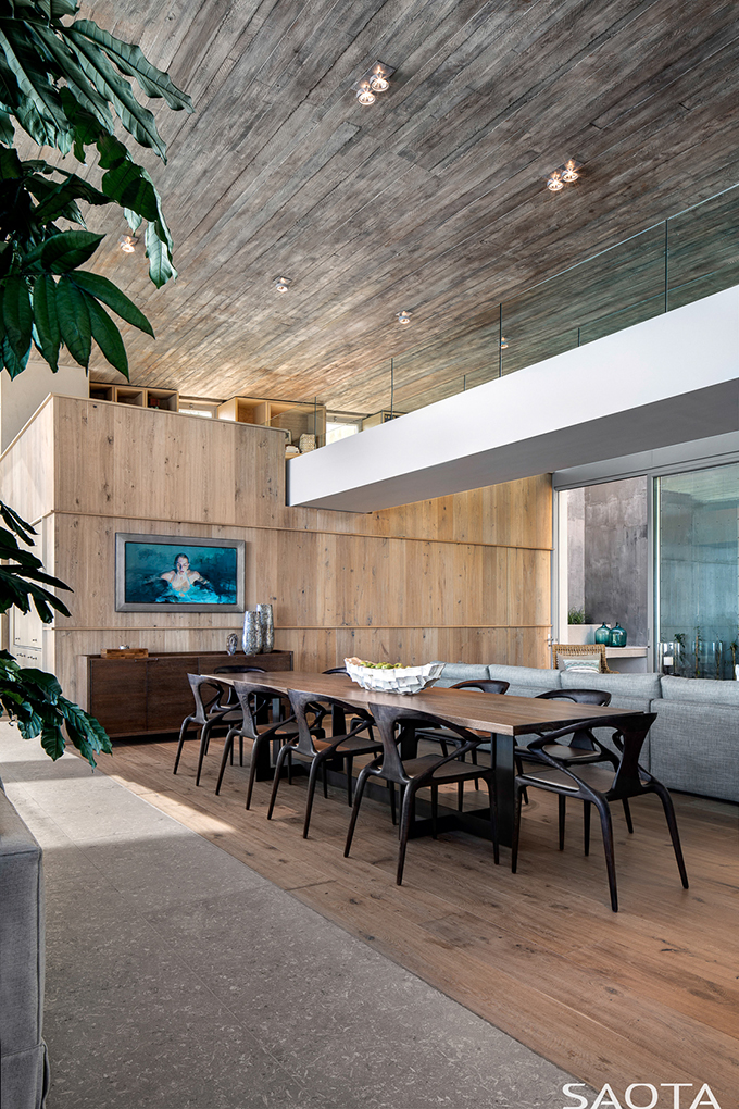 KLOOF 145 by SAOTA