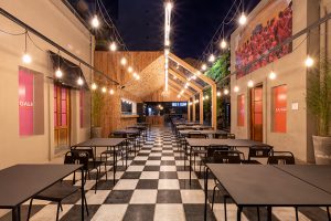 La Bona Nit Pizza Restaurant by Gastón Péndola & María José Péndola