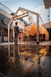 La Bona Nit Pizza Restaurant by Gastón Péndola & María José Péndola