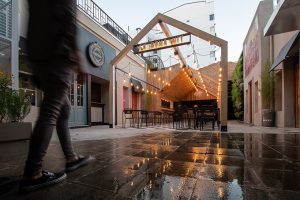 La Bona Nit Pizza Restaurant by Gastón Péndola & María José Péndola