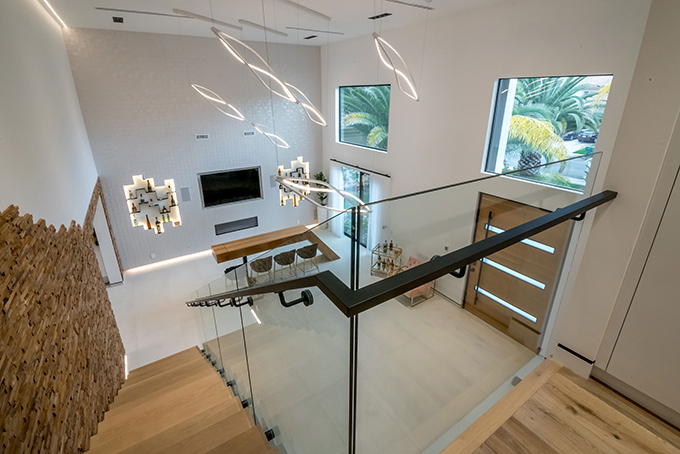 The Queen by Alex Sandulescu