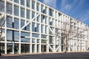 URBO Business Center by Nuno Capa Arquitecto