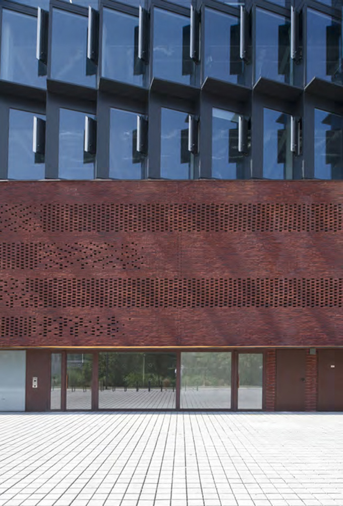 Black Diamond by Pranlas Descours Architect & Associates (PDAA)