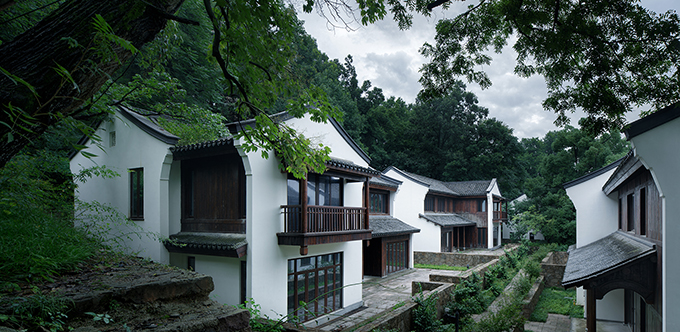 Hangzhou Ya Gu Quan Shan Hotel Renovation by UAD