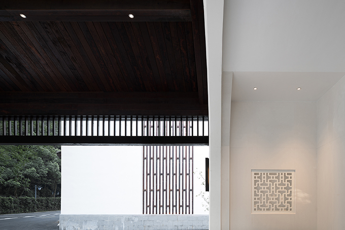 Hangzhou Ya Gu Quan Shan Hotel Renovation by UAD