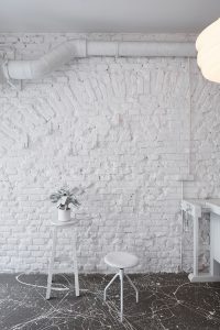 Wine bar Dvojka by Jan Plechá? & Henry Wielgus