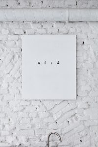 Wine bar Dvojka by Jan Plechá? & Henry Wielgus