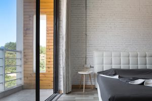 A Hillside House by Ming Ding Spatial Art Studio