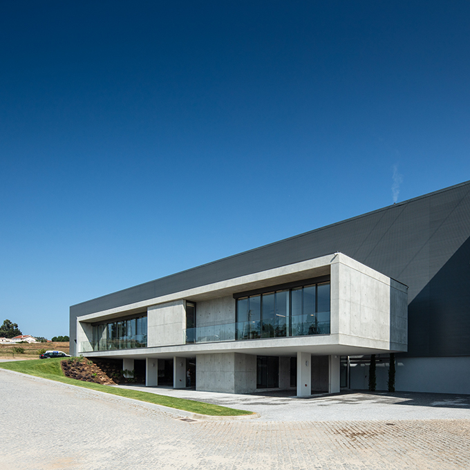FACOL Offices designed by Ana Coelho Arq