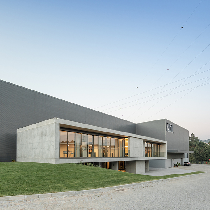 FACOL Offices designed by Ana Coelho Arq
