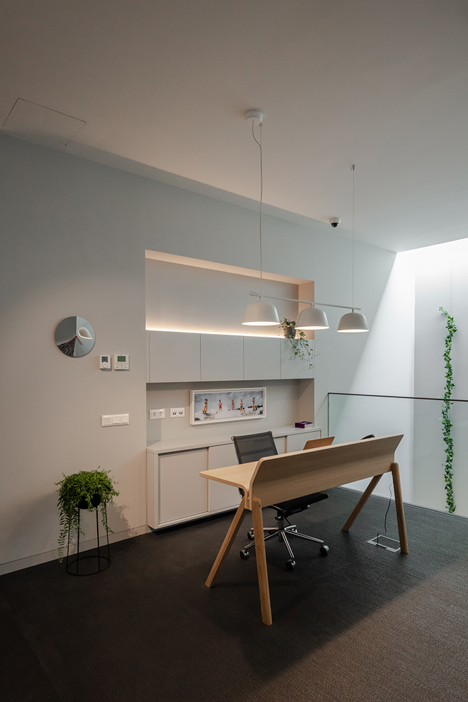 FACOL Offices designed by Ana Coelho Arq
