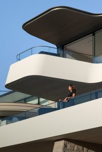 Hill House - Sydney's Dress Circle by Luigi Rosselli Architects