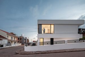 House MM in Portugal by Sérgio Miguel Godinho Architect