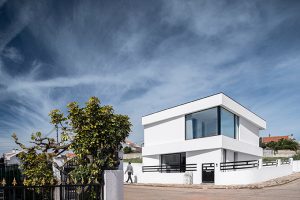 House MM in Portugal by Sérgio Miguel Godinho Architect