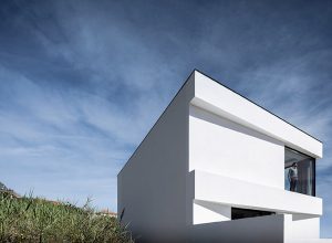 House MM in Portugal by Sérgio Miguel Godinho Architect