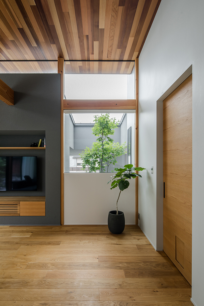Kamikasa house by ALTS DESIGN OFFICE