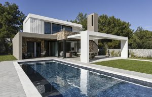 Choosing the Ideal Swimming Pool – Everything You Need to Know