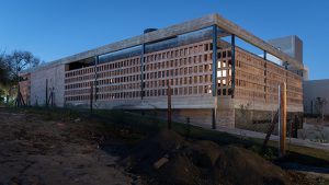 HOUSE LLV by FLV Arquitectura