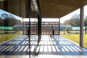 HOUSE LLV by FLV Arquitectura