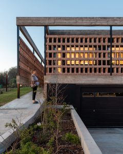 HOUSE LLV by FLV Arquitectura