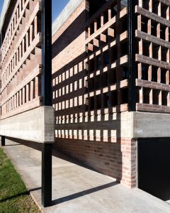 HOUSE LLV by FLV Arquitectura