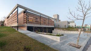 HOUSE LLV by FLV Arquitectura