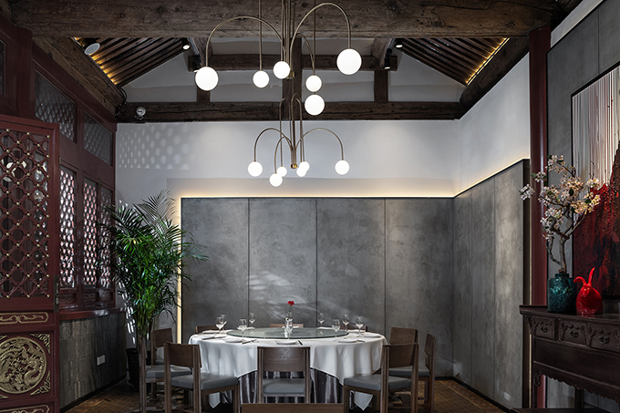 Huda Restaurant by Beijing INX DESIGN Co., Ltd