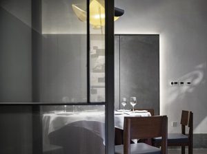 Huda Restaurant by Beijing INX DESIGN Co., Ltd