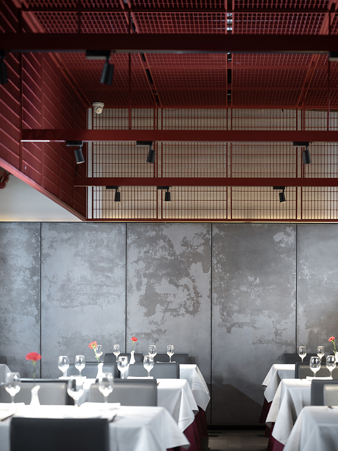 Huda Restaurant by Beijing INX DESIGN Co., Ltd